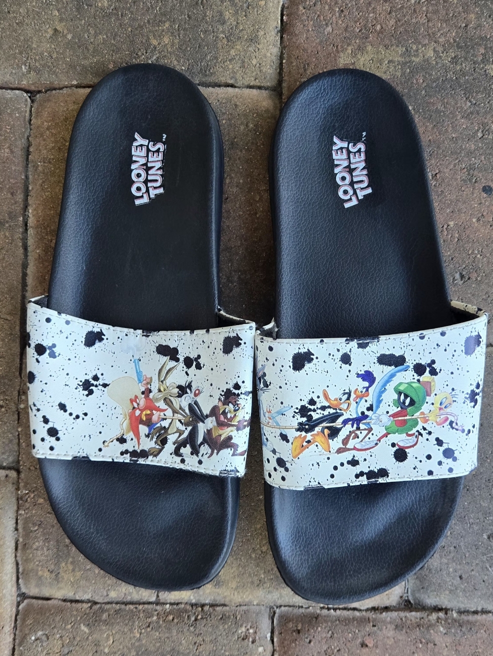 Looney Tunes "Tune Squad" Paint Splatter Slides - Men’s Size 11/12